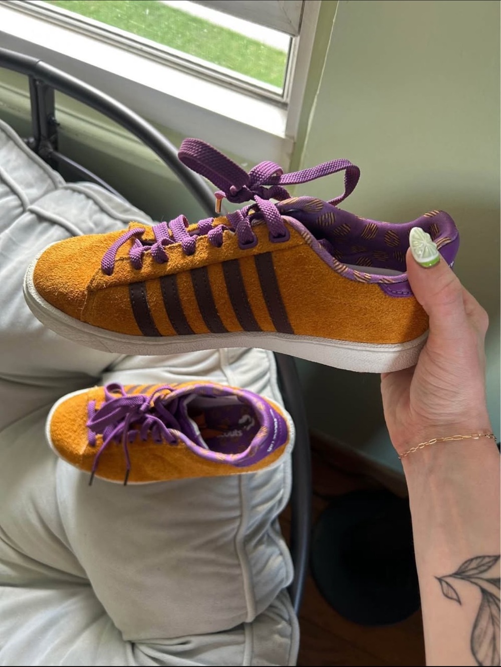 girl scout cookies shoes - w5.5